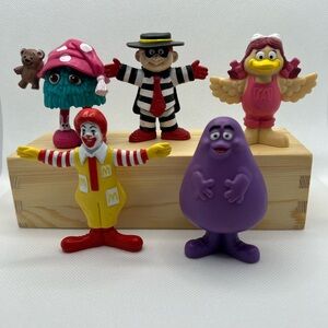 McDonald’s vintage PVC figurines 1995 Ronald Hamburglar Grimace Birdie Fry Kids